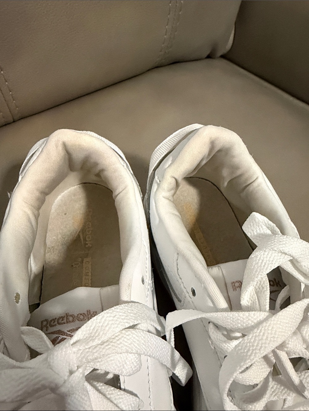 Reebok White Leather Sneakers with Gum Outsole size #7.5 - Picture 8 of 10